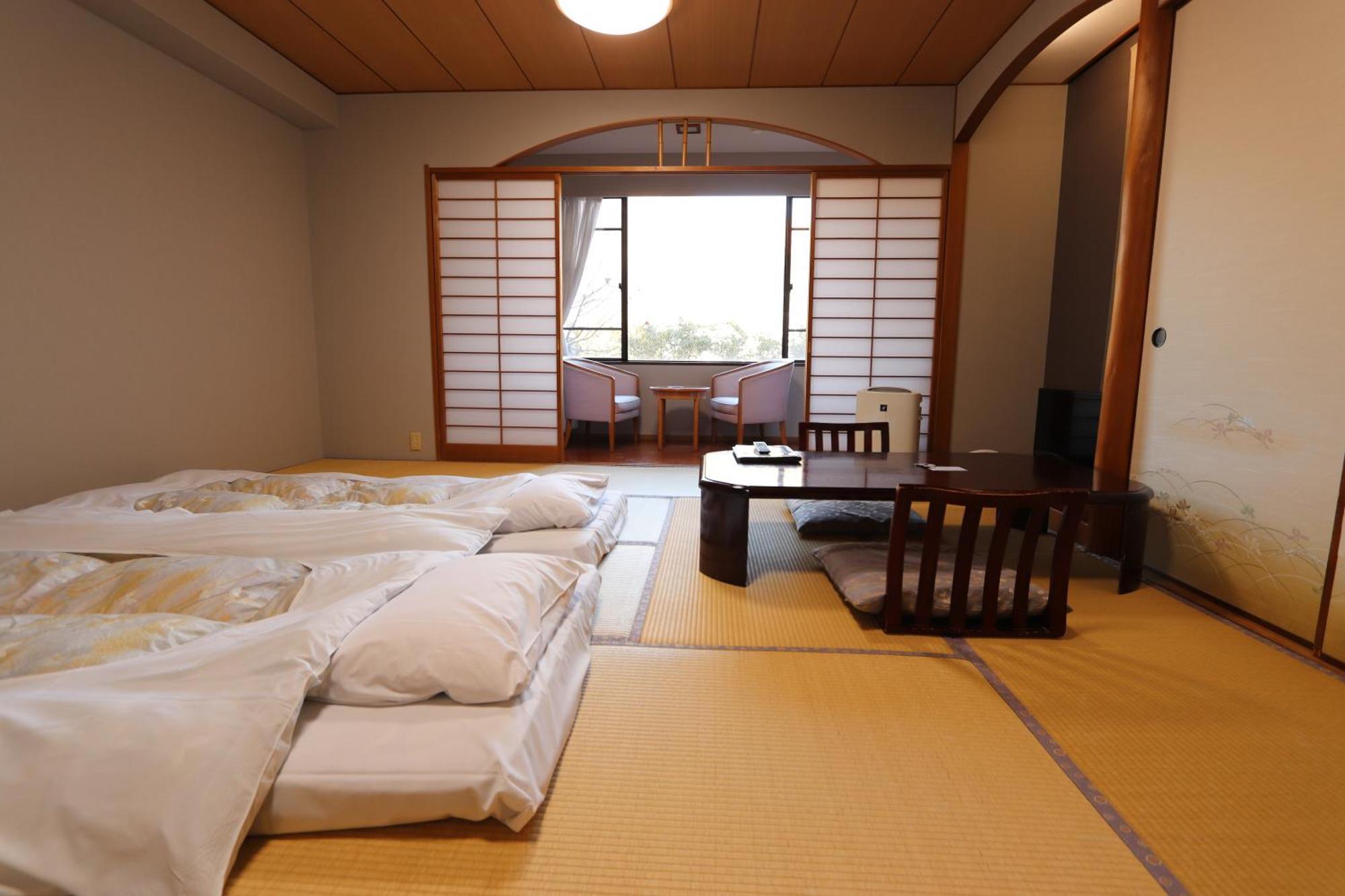 Yufuin Hotel Shuhokan Екстериор снимка