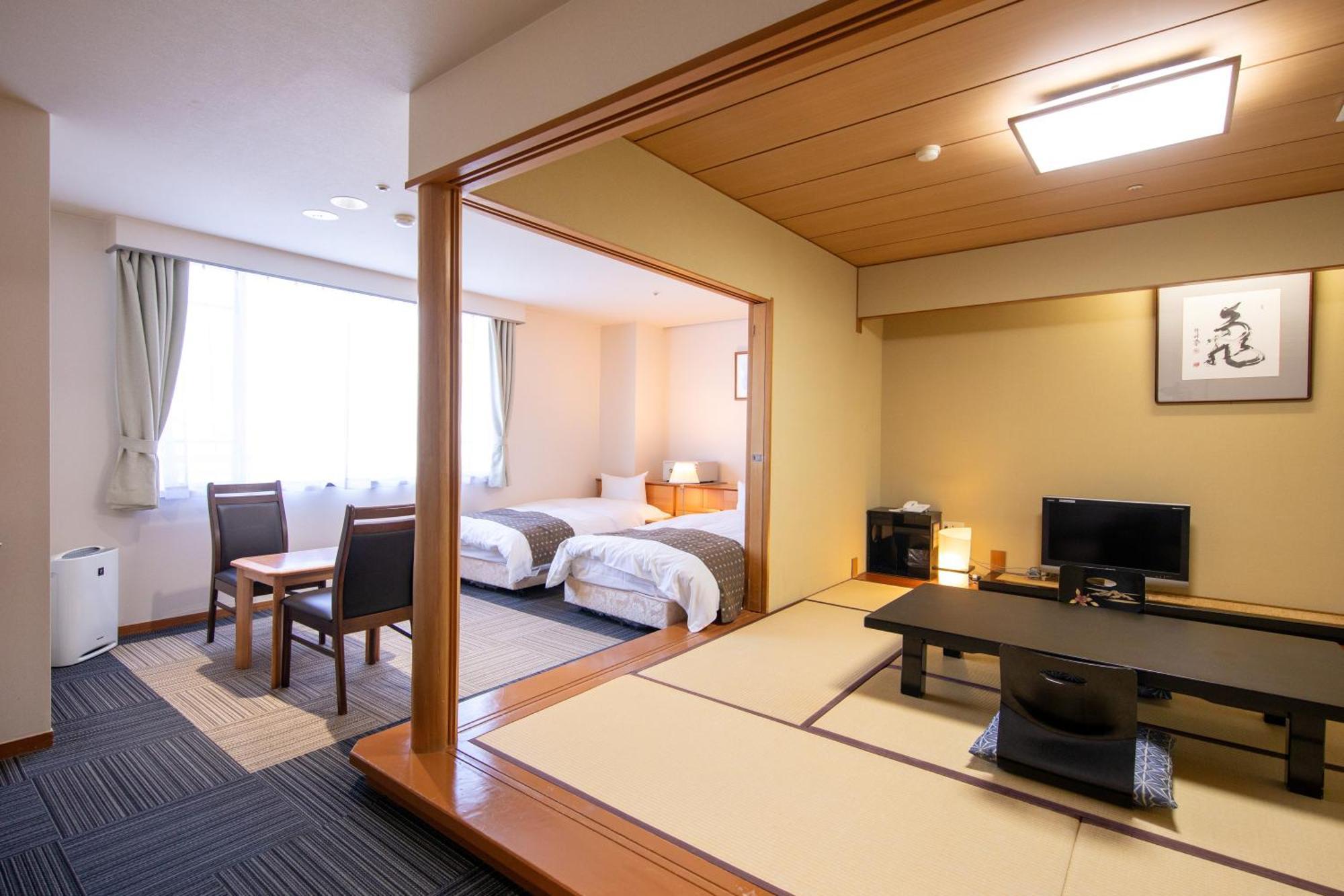 Yufuin Hotel Shuhokan Екстериор снимка