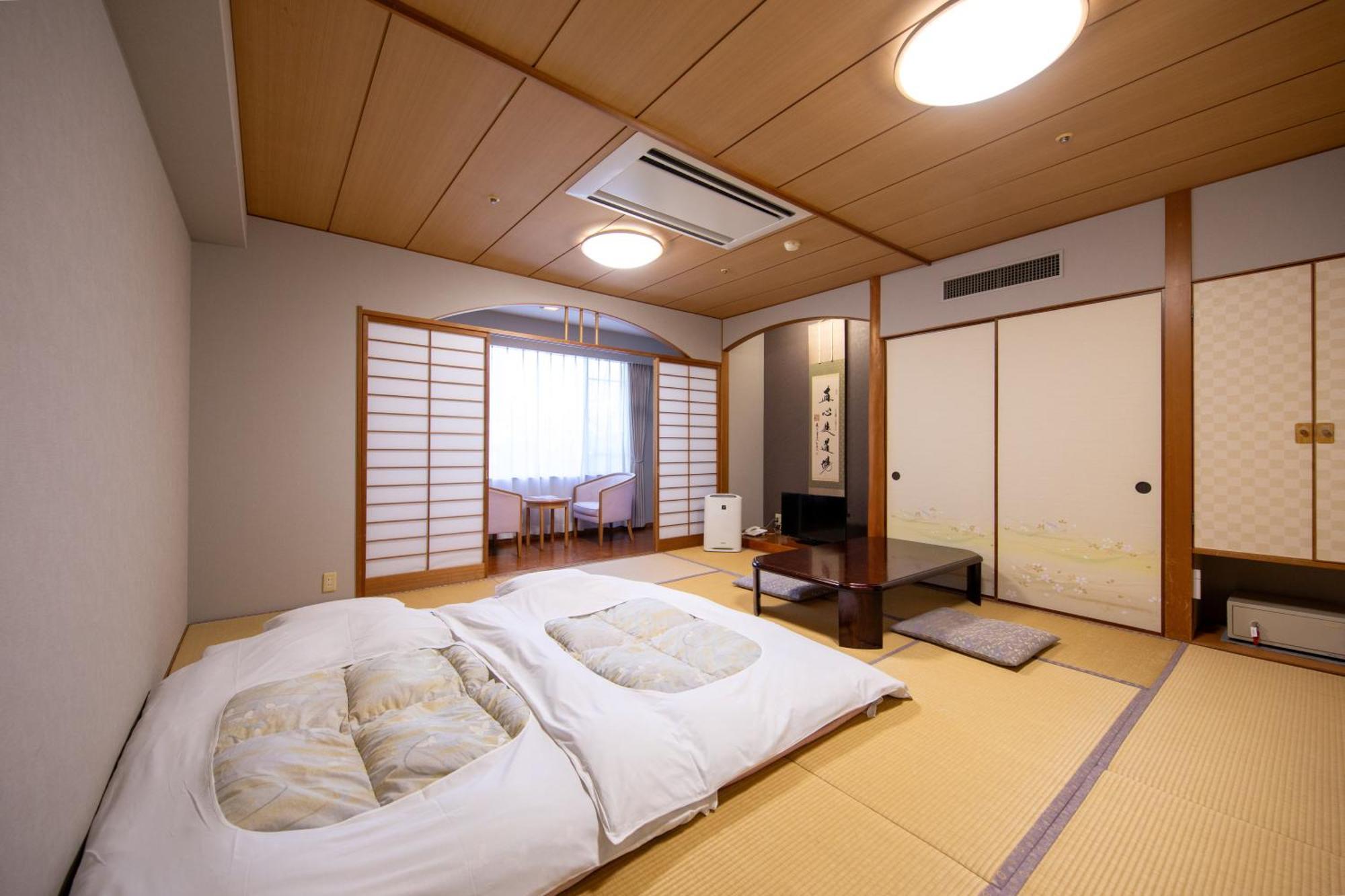 Yufuin Hotel Shuhokan Екстериор снимка